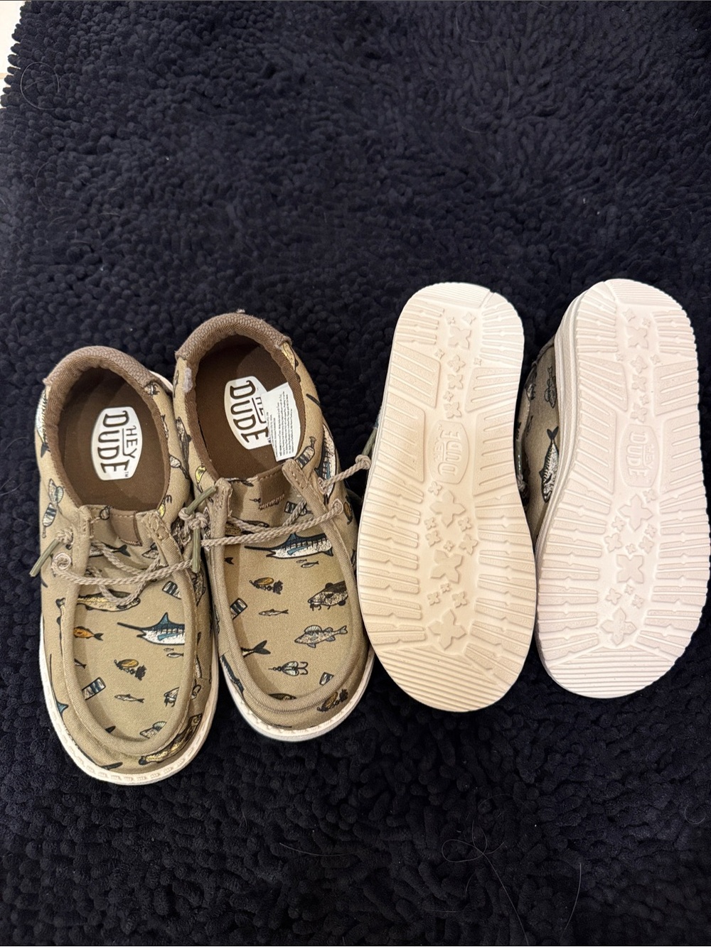 NEW - NEVER WORN - Hey Dude Kids Tan Fish Canvas Slip-On Sneakers